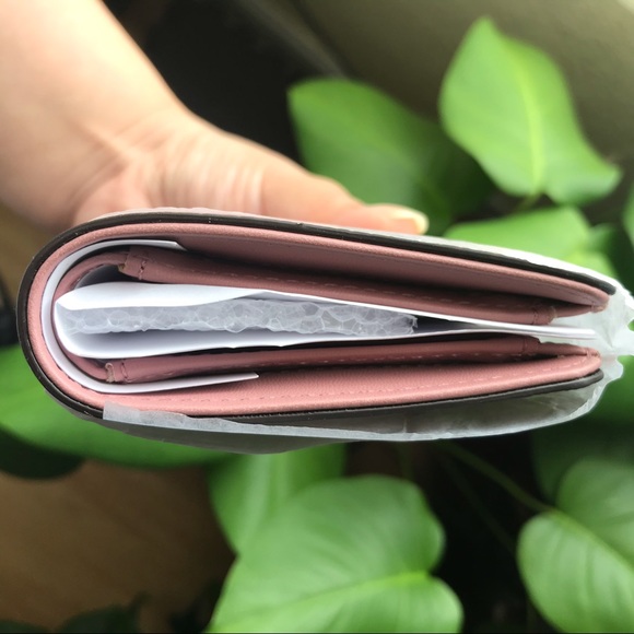 Dusty Peony Kate Spade Wallet ✨ - Picture 6 of 8